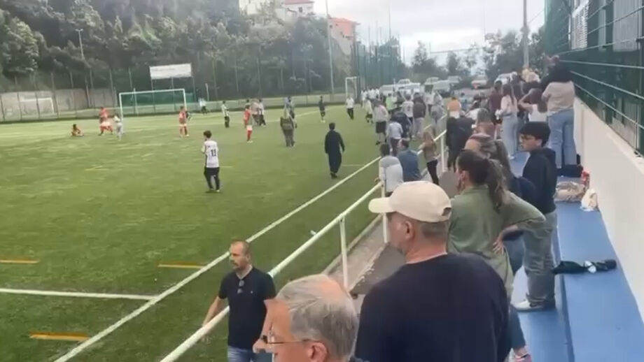 Enorme confusão no relvado