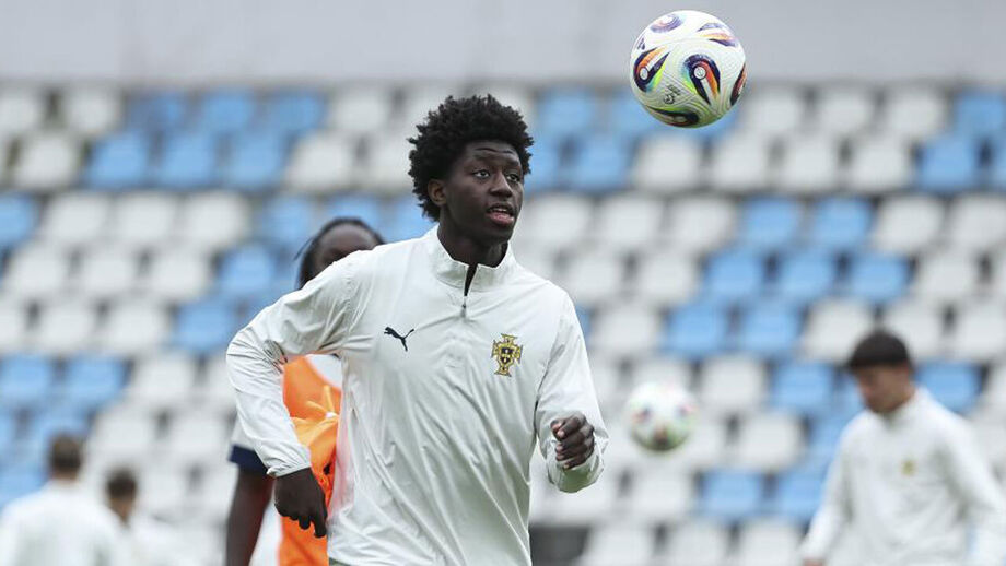 Anísio Cabral, avançado da seleção sub-17