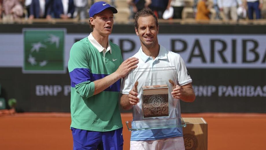 Jannik Sinner e Richard Gasquet em Roland Garros