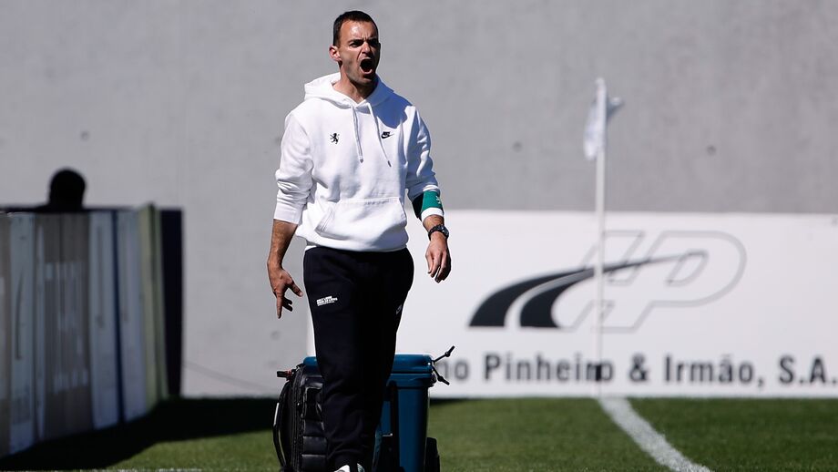 João Gião no comando do Sporting B