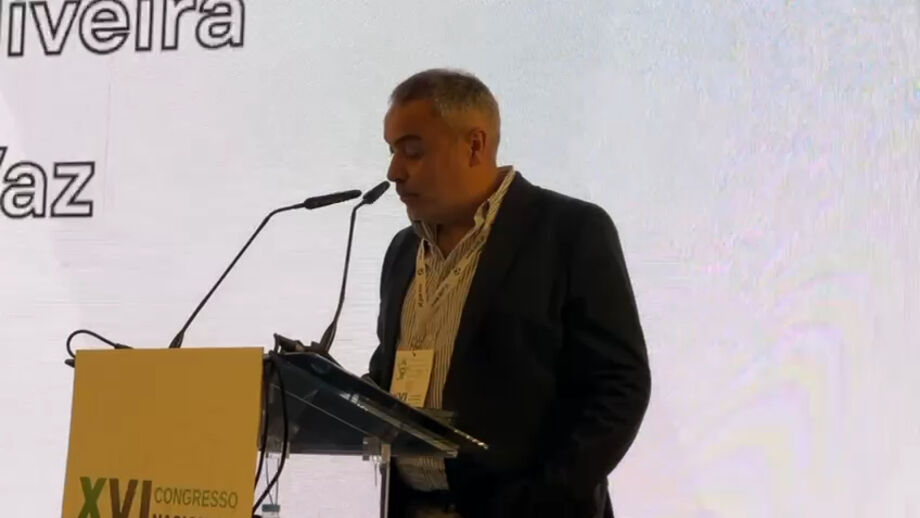 Com os prémios José Maria Pedroto-Órgão de Comunicação Social e Jornalista 