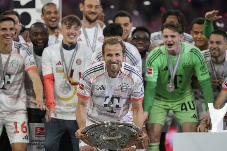 Harry Kane levantou o primeiro troféu da carreira