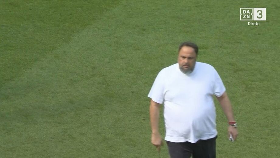 Marinakis furioso com Espírito Santo