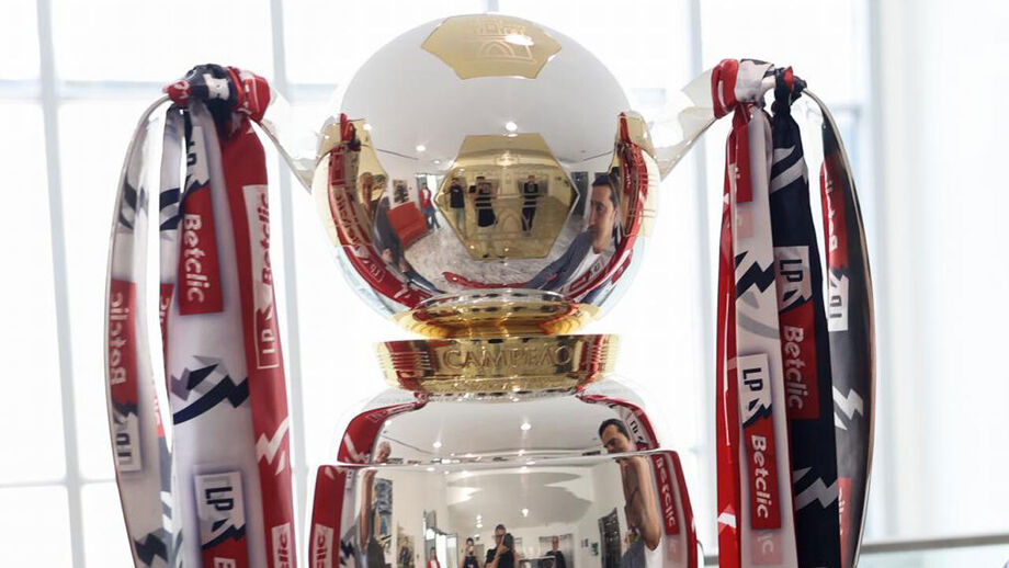 O troféu de campeão