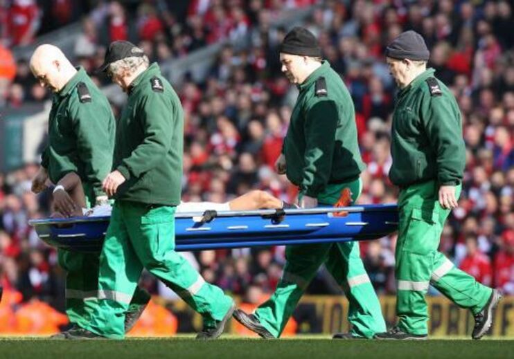 Nani lesionado no jogo com o Liverpool