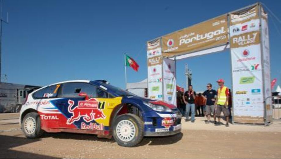 Vitória 1: estreou-se a vencer no WRC e logo em Portugal, em 2010, ao lado de Julien Ingrassia