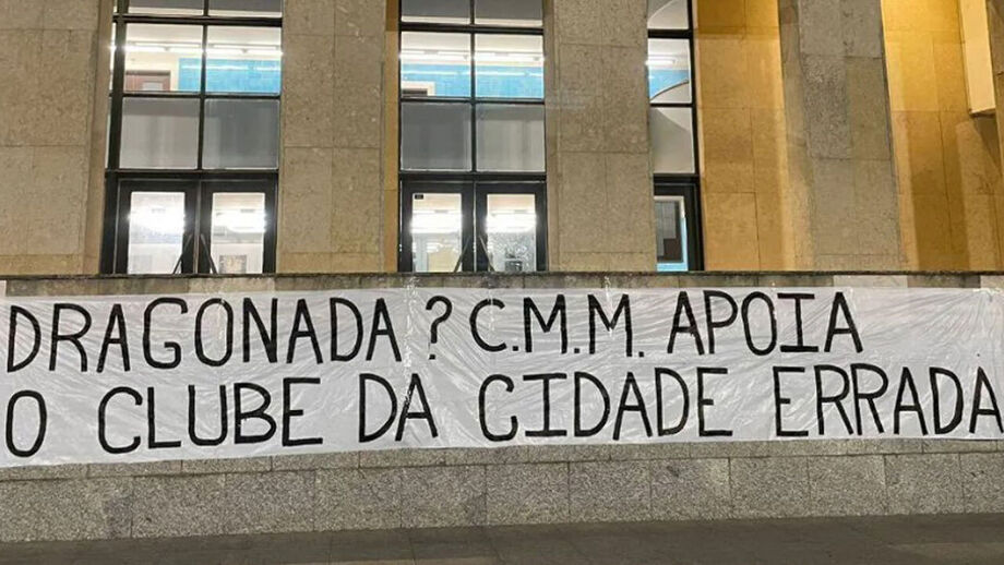 Protestos dos adeptos do Leixões