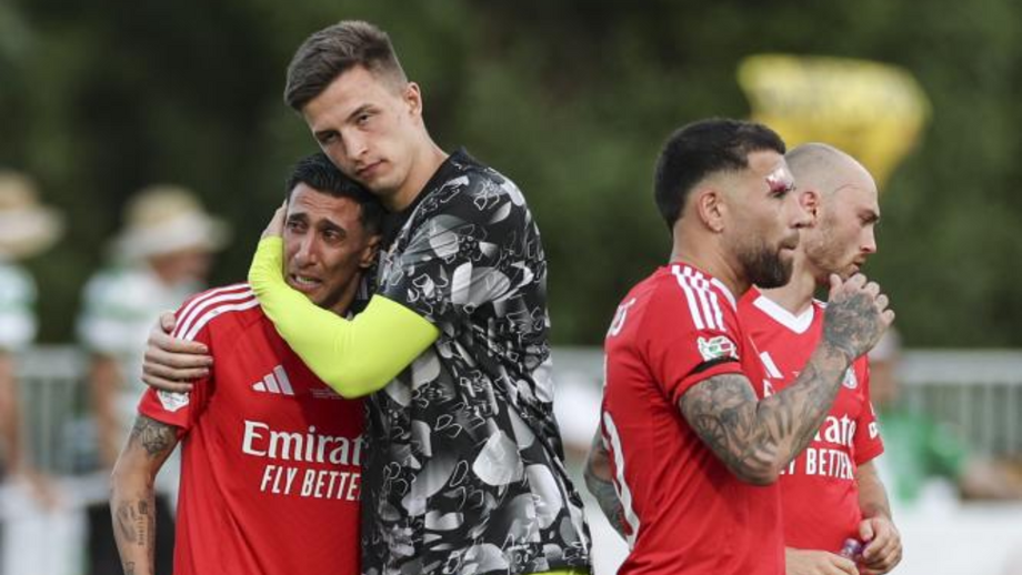 Di María lavado em lágrimas após o apito final no Jamor: as imagens do momento