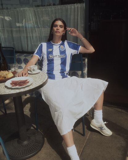 Sara Sampaio foi o rosto escolhido para a apresentação da nova camisola do FC Porto