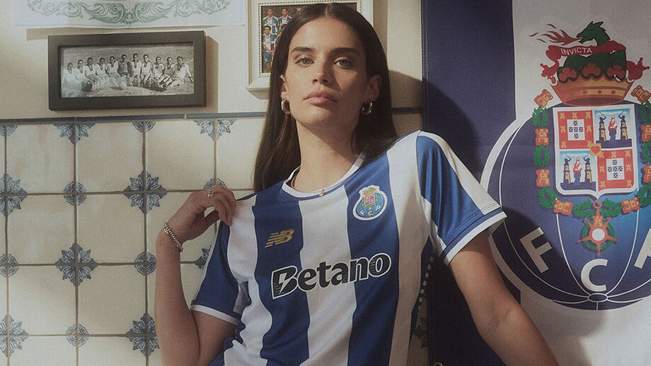 Sara Sampaio foi o rosto escolhido para a apresentação da nova camisola do FC Porto