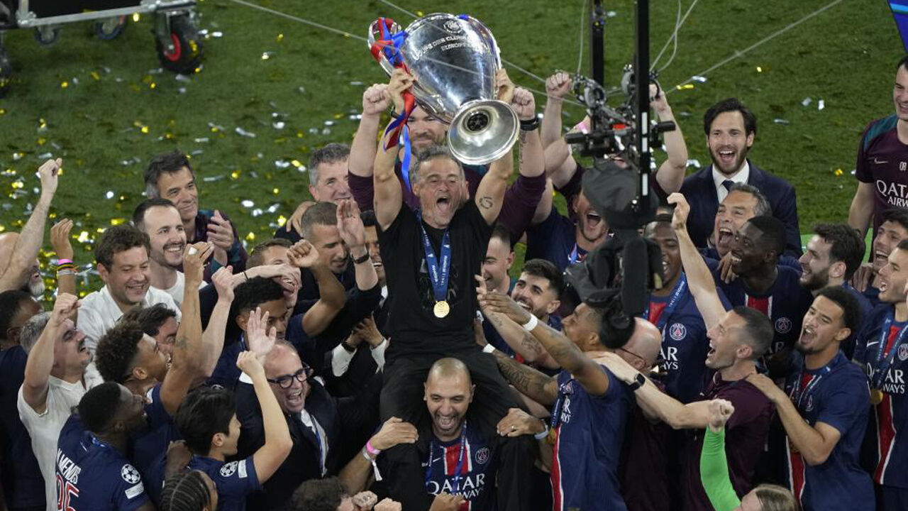 No topo da Europa: as imagens da festa do PSG depois da conquista da Liga dos Campeões