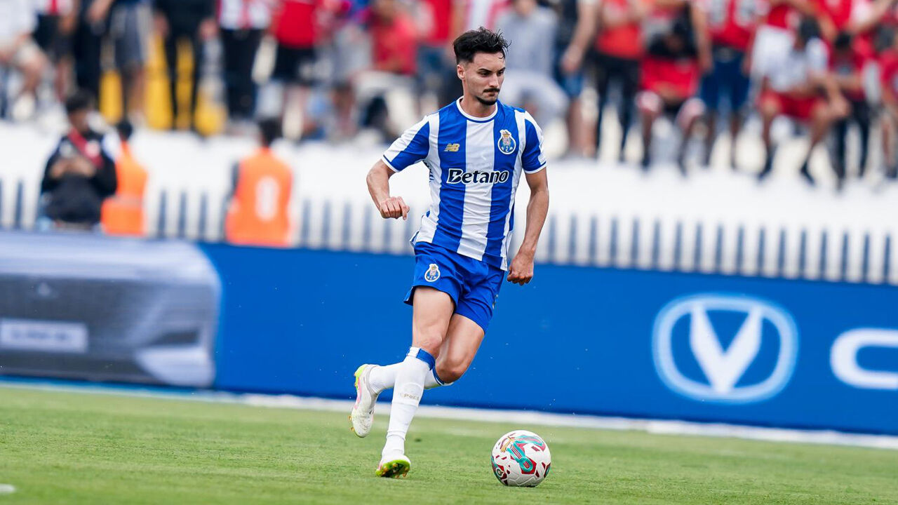 Eustáquio foi titular frente ao Wydad