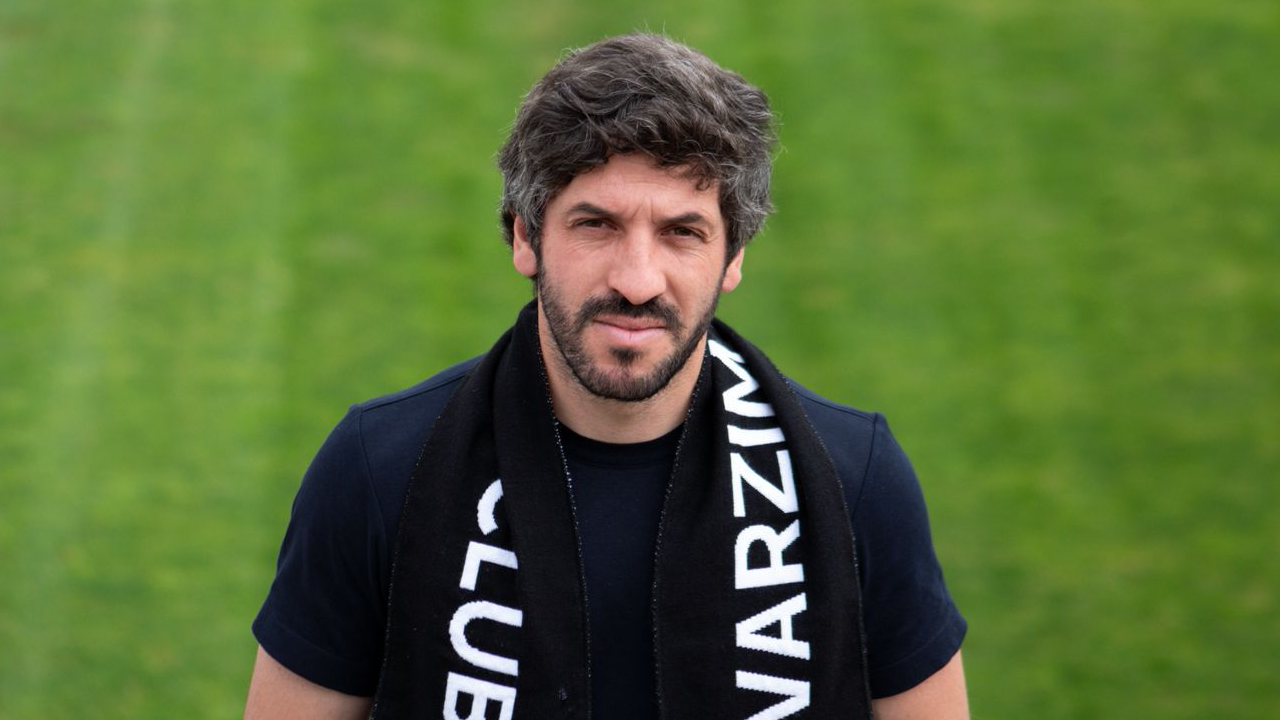 Álvaro Madureira foi oficializado o novo treinador do Varzim