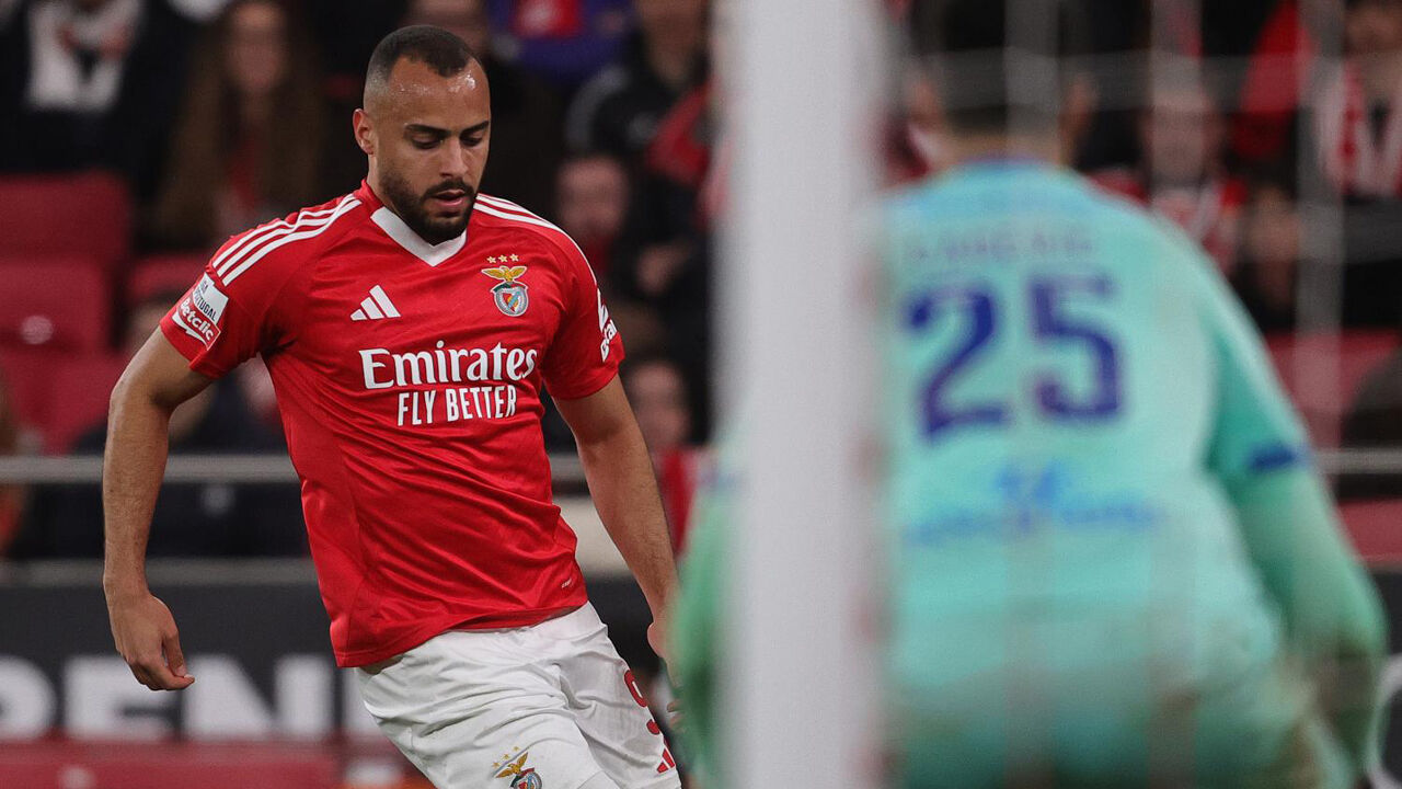 Arthur Cabral em ação pelo Benfica