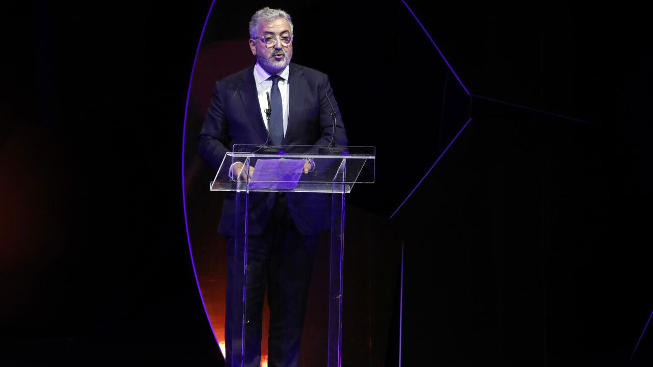 Joaquim Evangelista discursa na Gala das Campeãs Record BPI