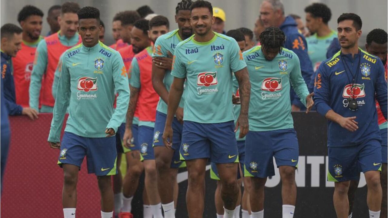Danilo critica organização da seleção brasileira