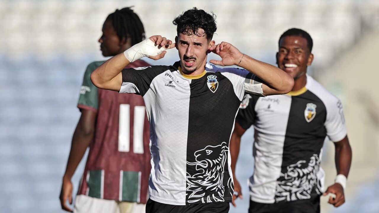 André Candeias eleito o melhor jogador da Liga Revelação e aposta do Farense