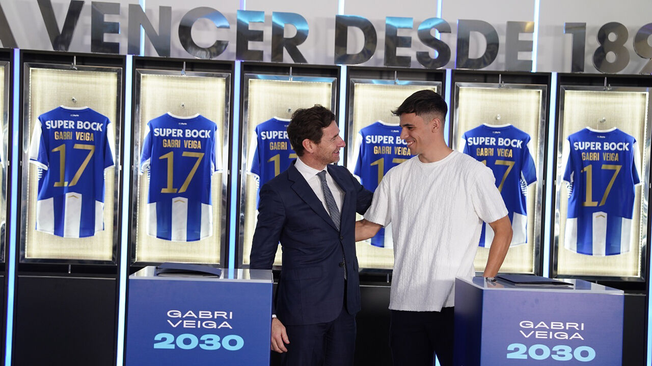 Villas-Boas confiante com Veiga no FC Porto: reforço para lutar pelo título