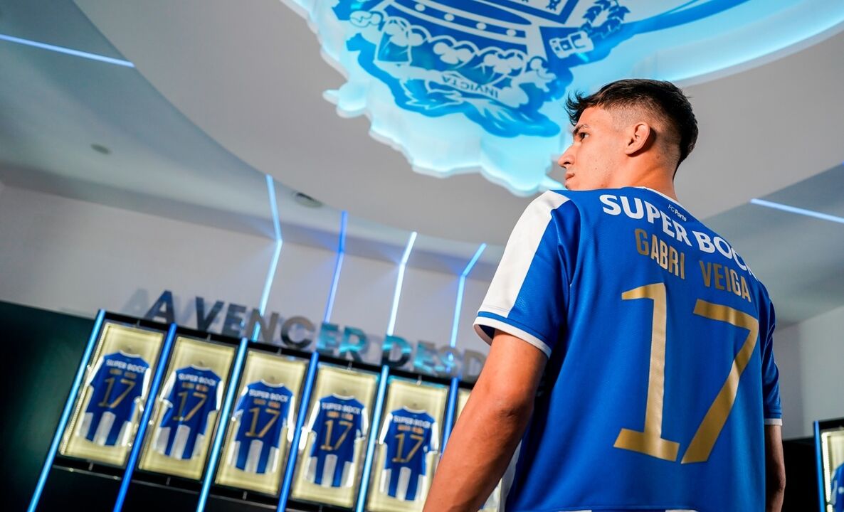 Gabri Veiga regressa à Europa para jogar no FC Porto