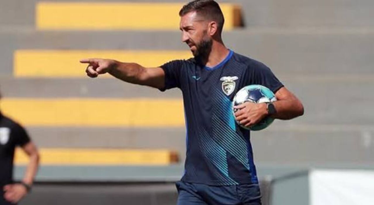 Jorge Pires deixa Portimonense após passagem como adjunto de Ricardo Pessoa