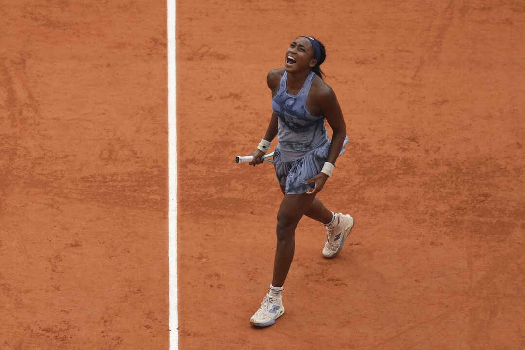 Coco Gauff vence Aryna Sabalenka em Roland Garros e conquista o título
