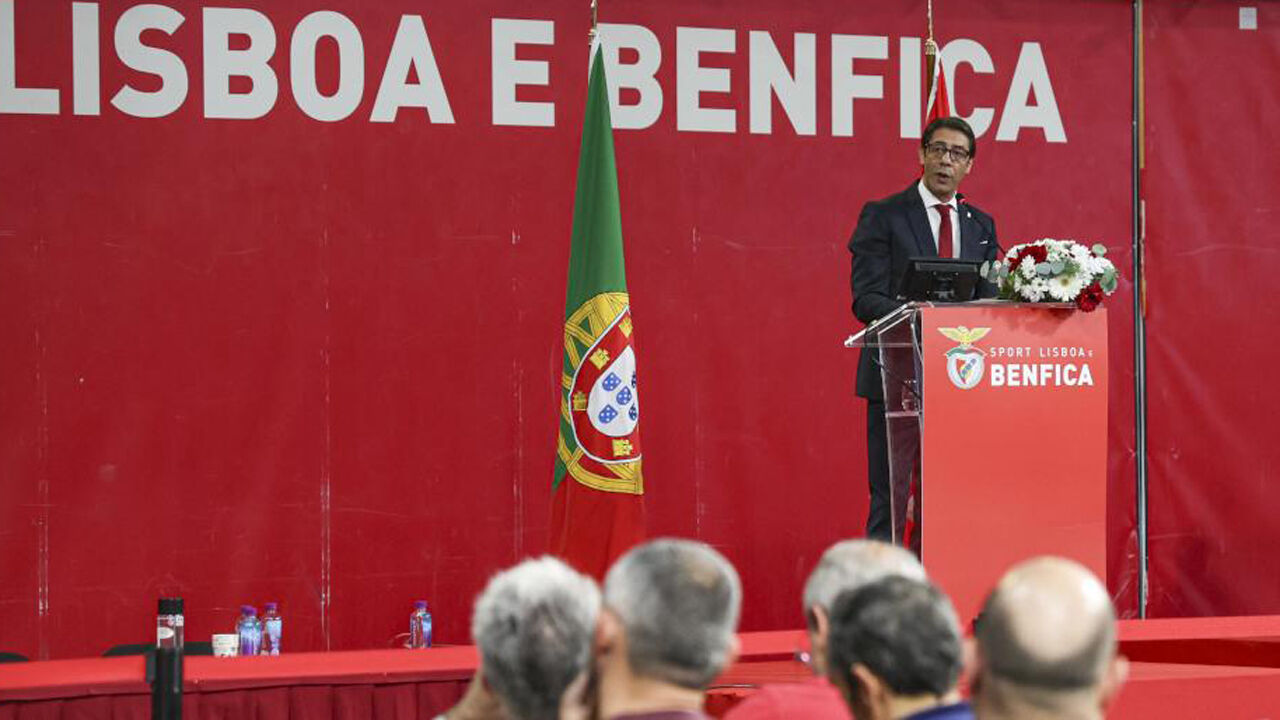 Rui Costa discursa após chumbo do orçamento do Benfica para 2025/26