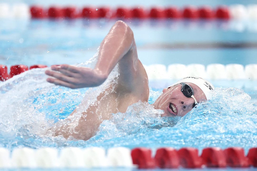 Luka Mijatovic bate recordes de Michael Phelps em Pleasanton, Califórnia