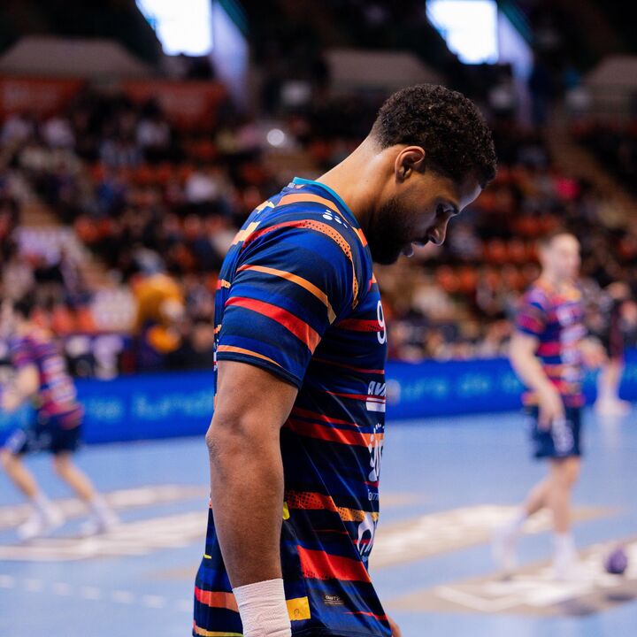 Timmy Petit, pivô francês, reforça o FC Porto após passagem pelo Limoges