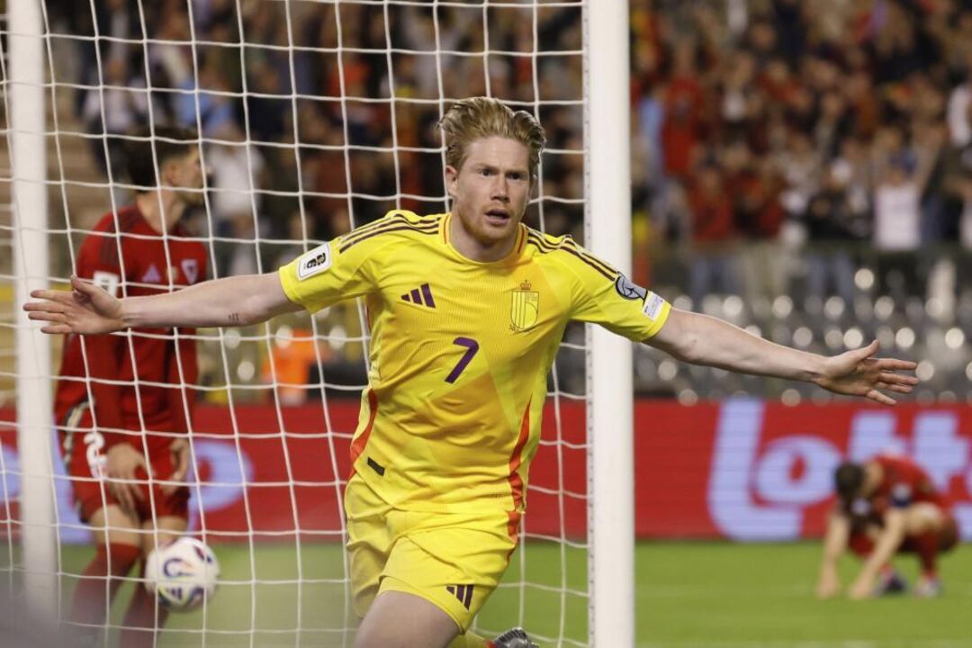 De Bruyne marca golo da vitória da Bélgica contra o País de Gales