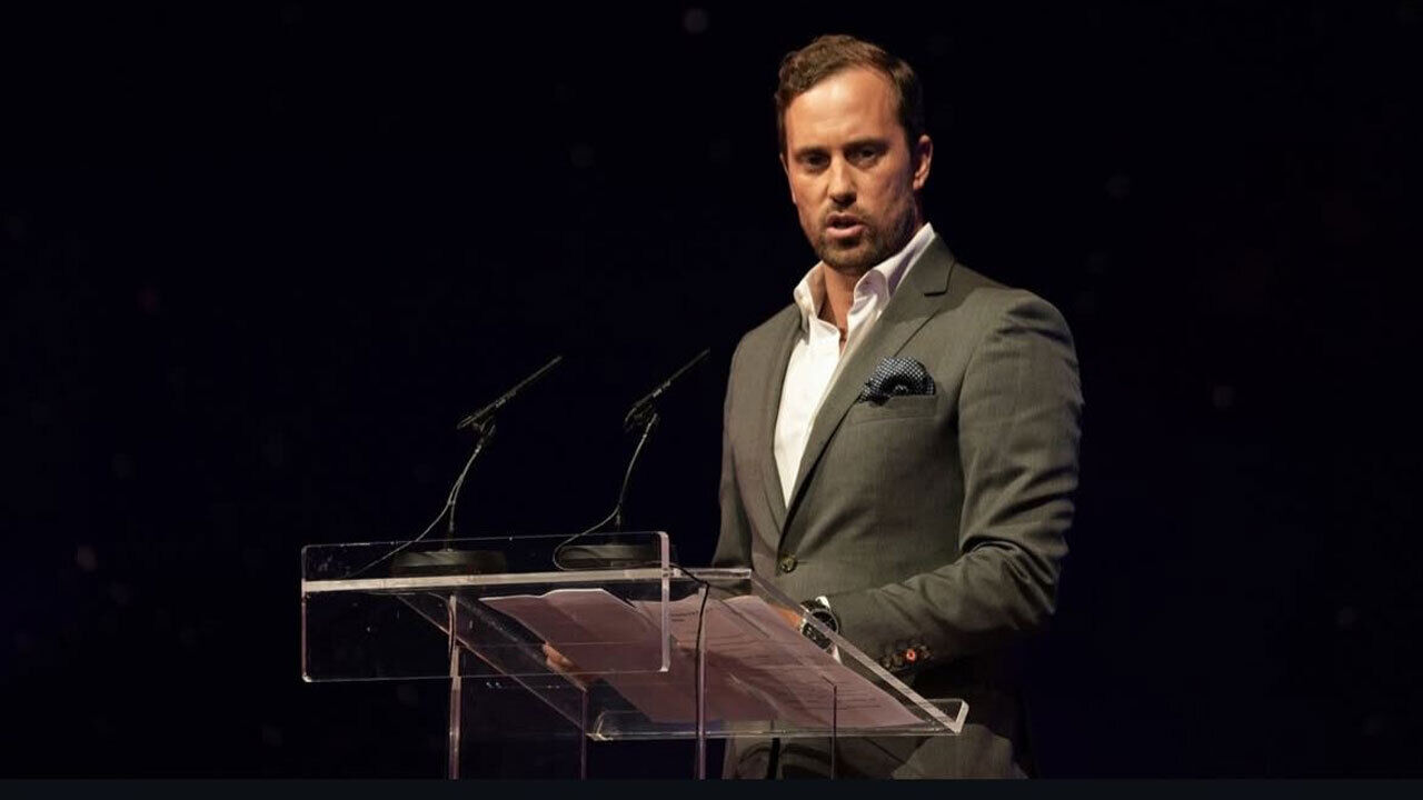 Francisco Kreye discursa na Gala das Campeãs Record BPI em Cascais.
