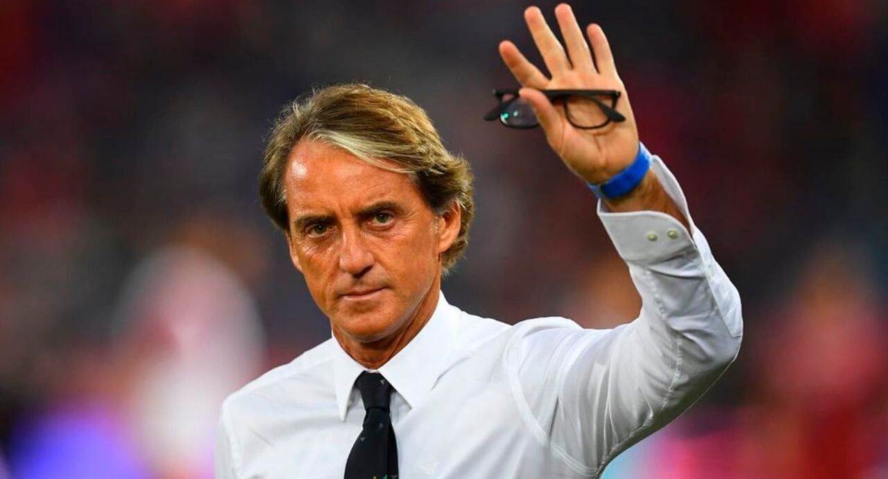 Mancini revela arrependimento por saída da seleção italiana