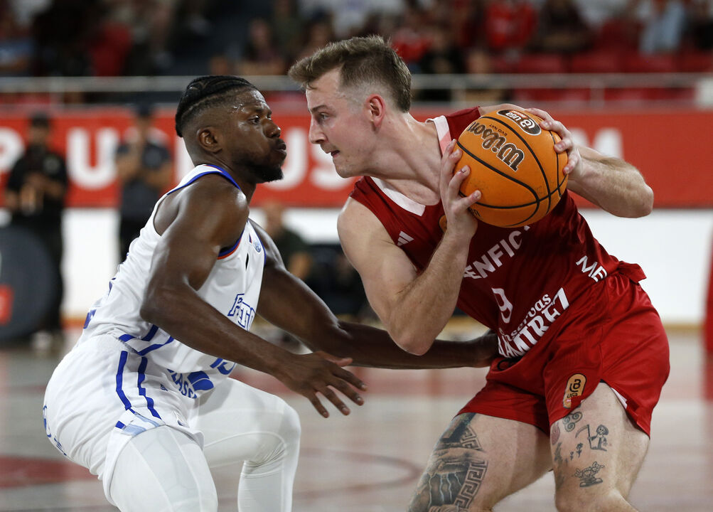 Basquetebol: Benfica perto do tetracampeonato contra o FC Porto, diz Norberto Alves