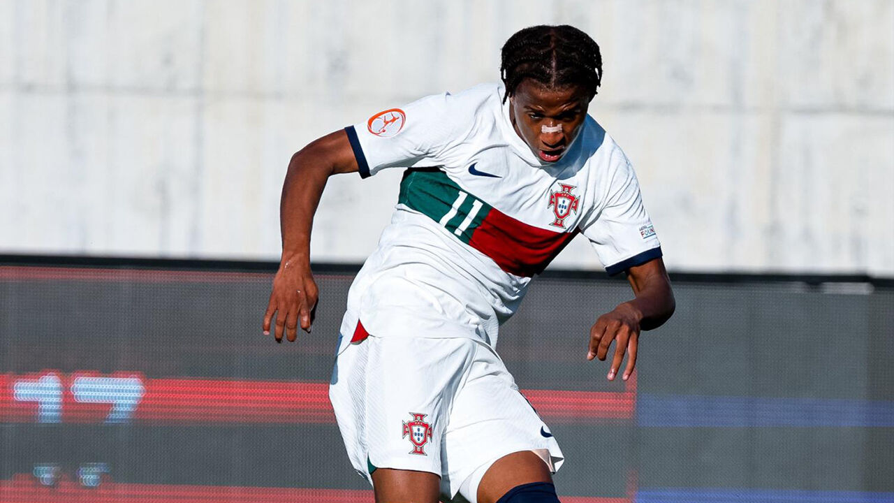 Cardoso Varela perto de assinar pelo Barcelona após reunião com Deco