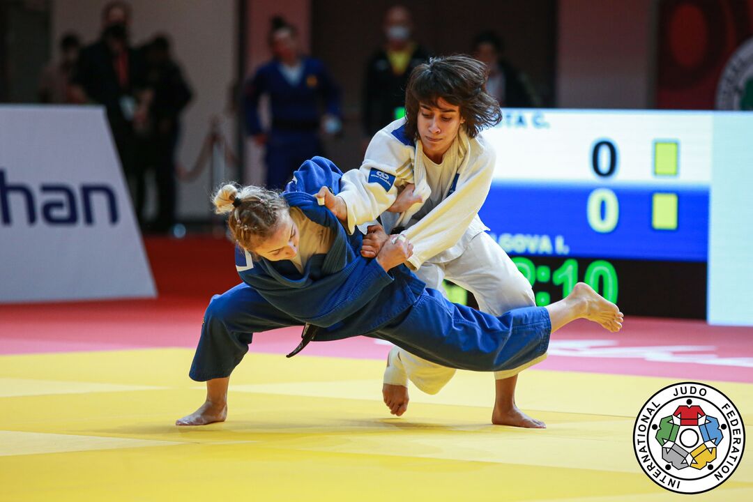 Catarina Costa perde combate com Szabina Szelecki nos Mundiais de Budapeste