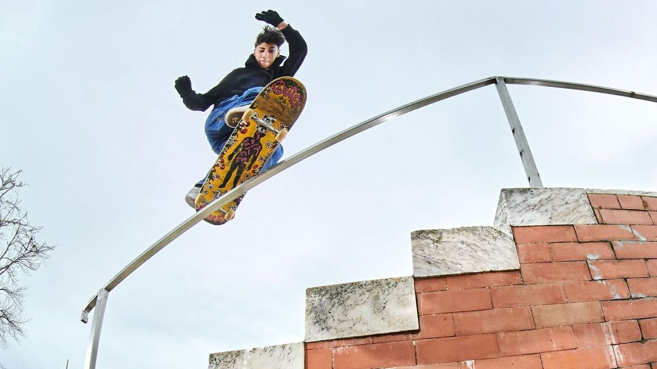 Matilde Ribeiro compete no WST Street Pro Tour de skate em Roma