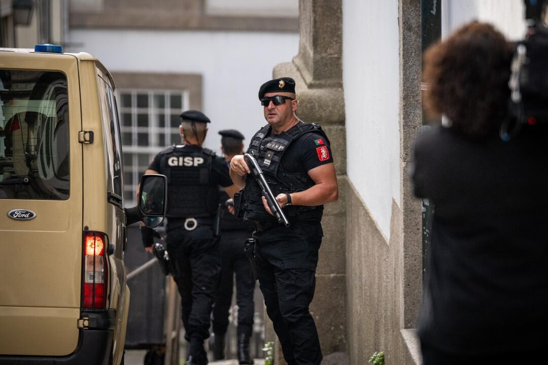 Operação com agentes do GISP após acusações contra Lourenço Pinto