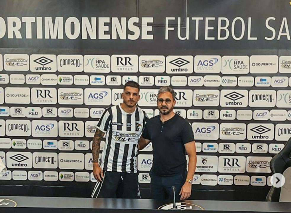 Portimonense oficializa Diogo Casimiro e Mesaque Dju