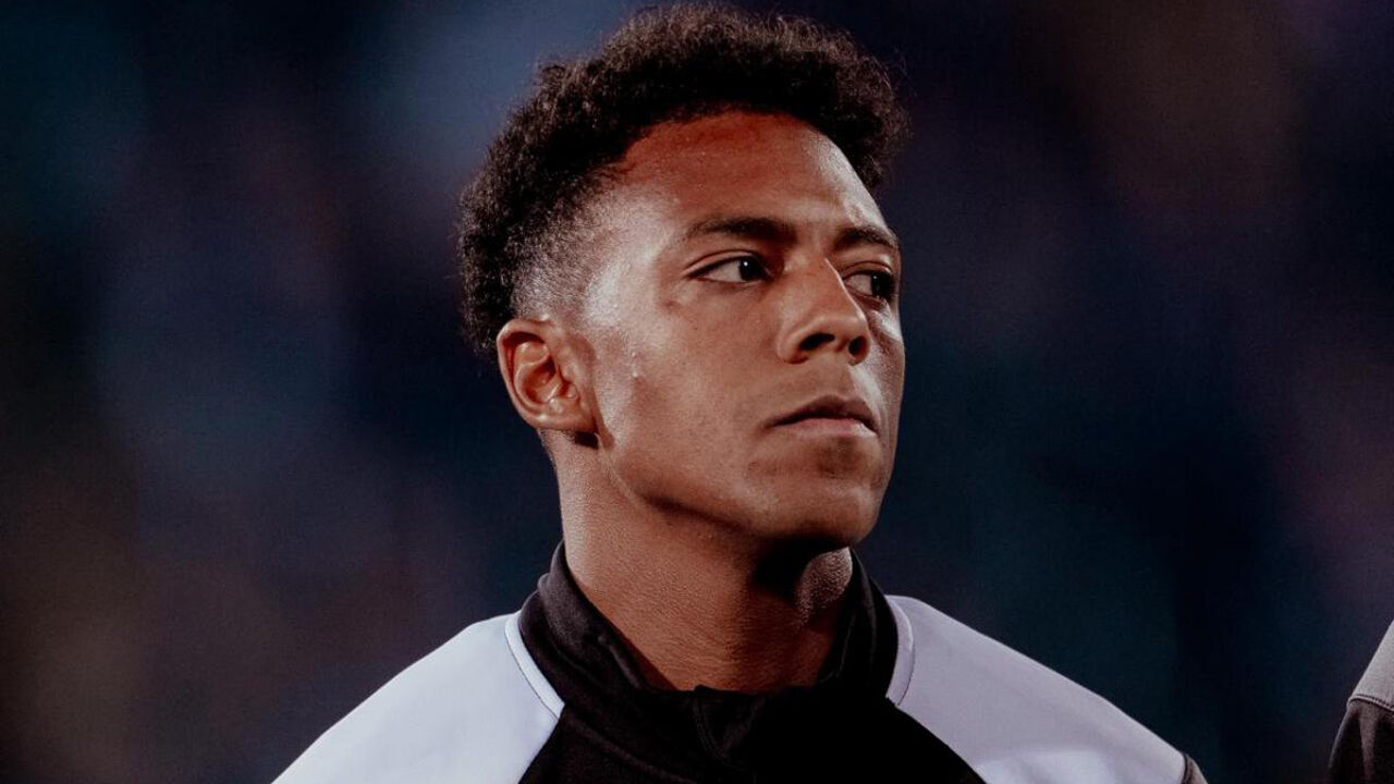 Fábio Ronaldo quer afirmar-se no Estrela e jogar num grande