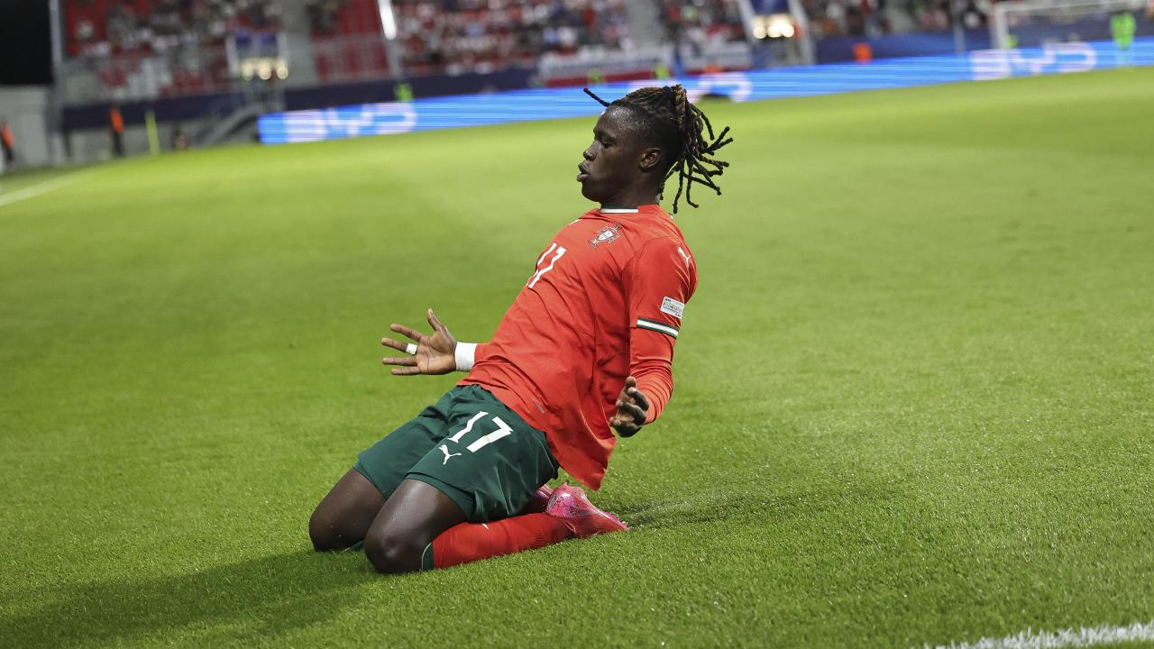 Quenda e Roger lideram vitória de Portugal sobre a Polónia por 5-0 no Grupo C