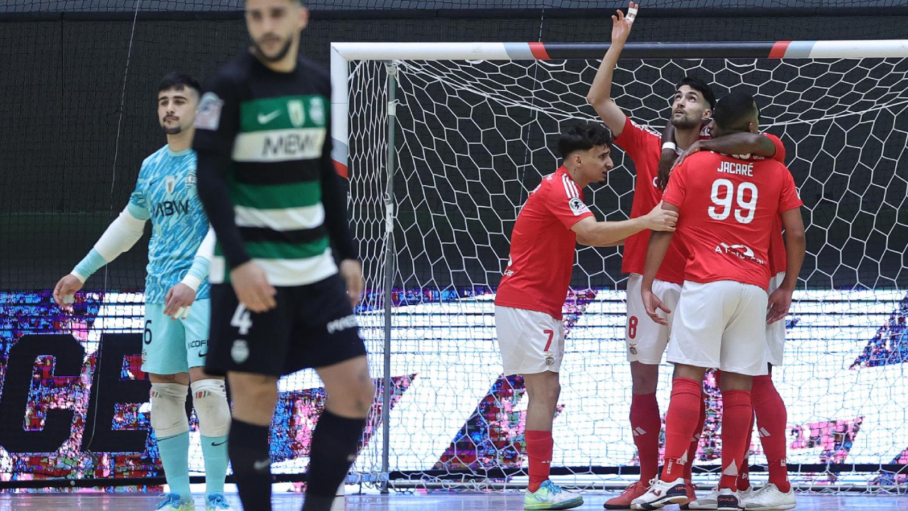 Benfica vence Sporting nos penáltis após empate tenso