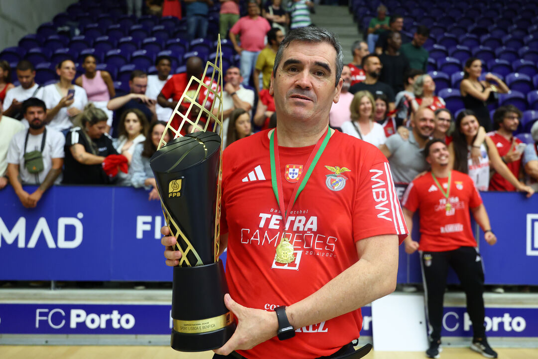 SL Benfica conquista título de tetracampeão nacional de basquetebol