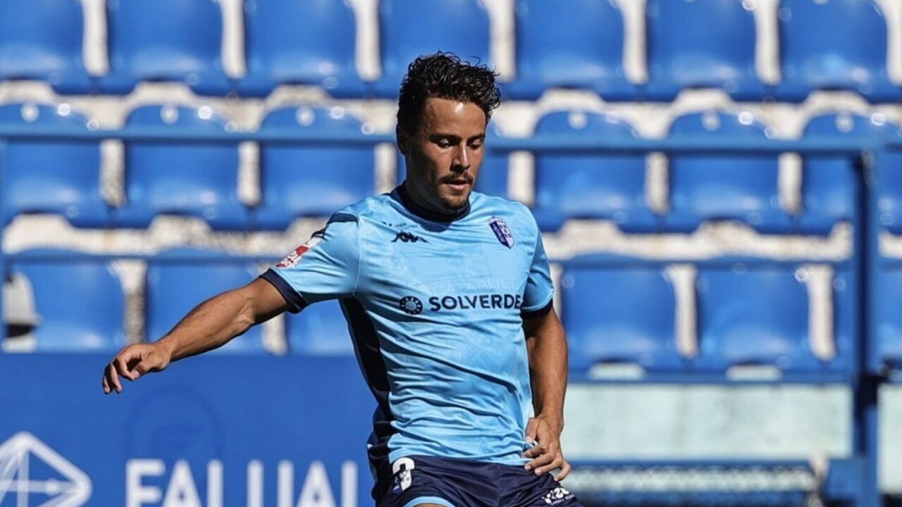 Hugo Oliveira transfere-se para o Ararat Vizela, da Arménia