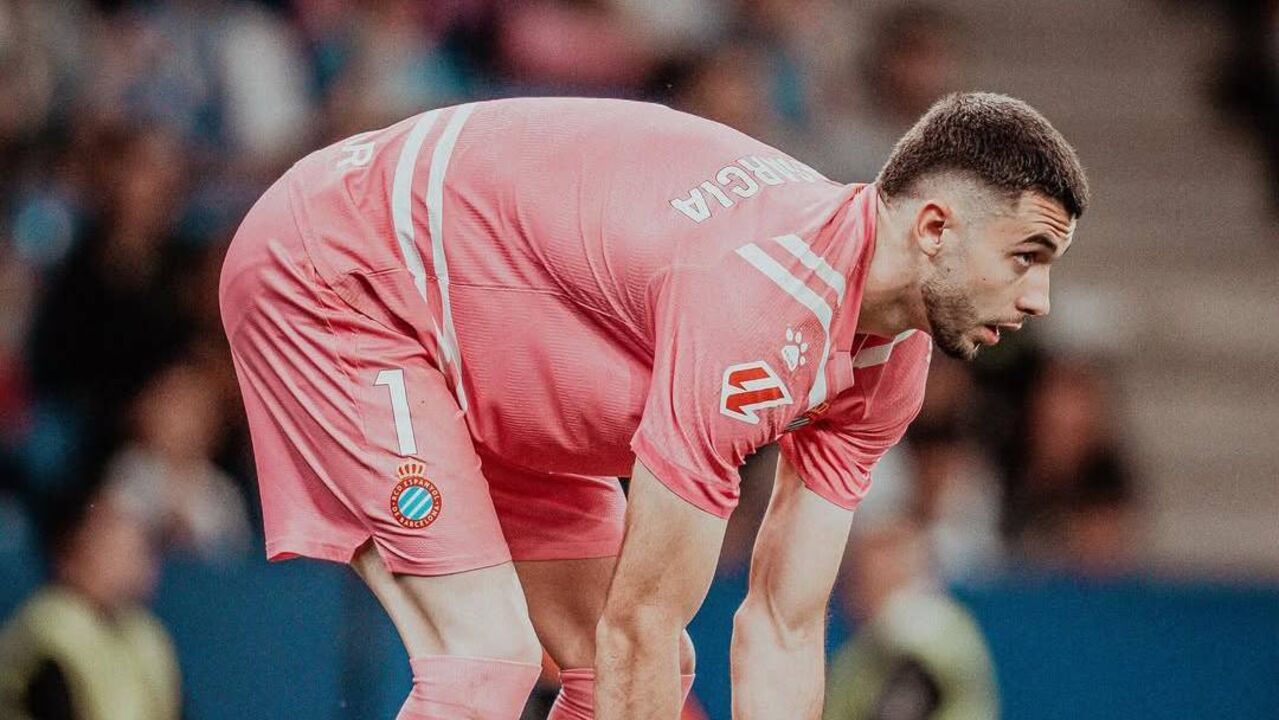 Joan García transfere-se do Espanyol para o Barcelona