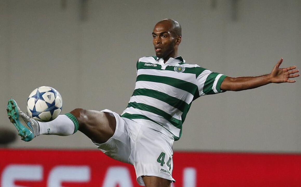 Naldo, ex-Sporting, pode reforçar o Tondela após fim de contrato com o Racing Ferrol