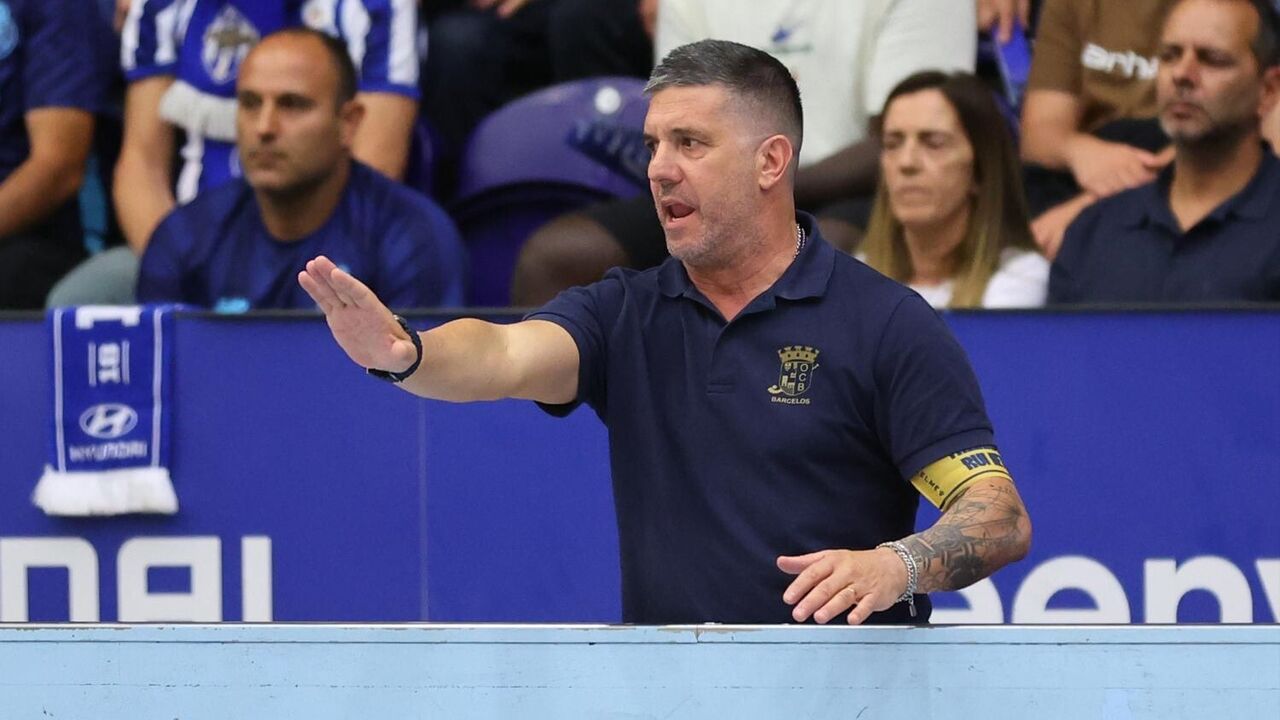 Rui Neto satisfeito com vitória justa do OC Barcelos frente ao FC Porto