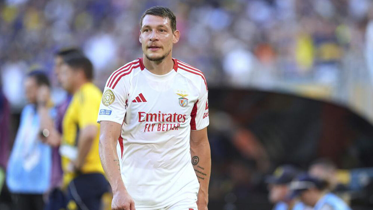 Benfica procura avançado: Pavlidis na agenda e possível regresso de Henrique Araújo