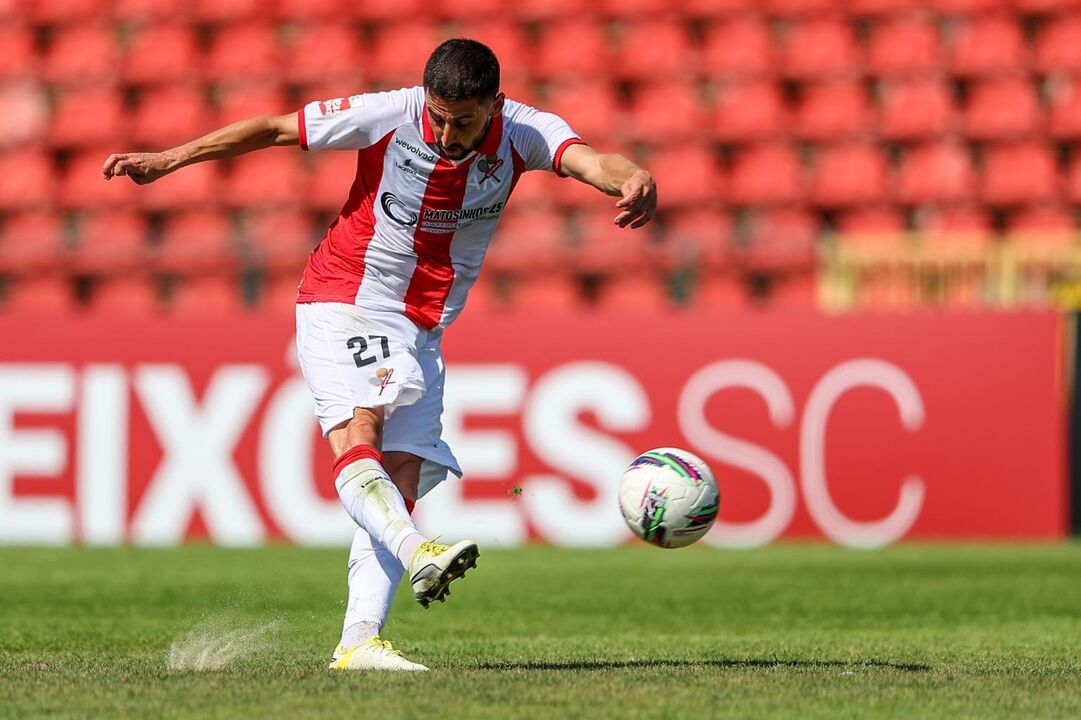 Fabinho perto de reforçar o Lusitânia de Lourosa após terminar contrato com o Leixões