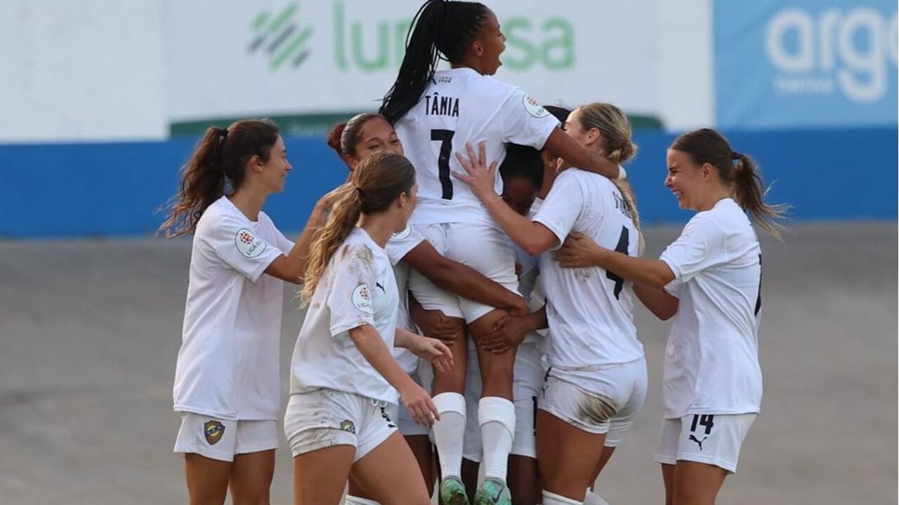 Futebol feminino: Jogadoras do Damaiense celebram apesar de falhar o acesso à Liga BPI