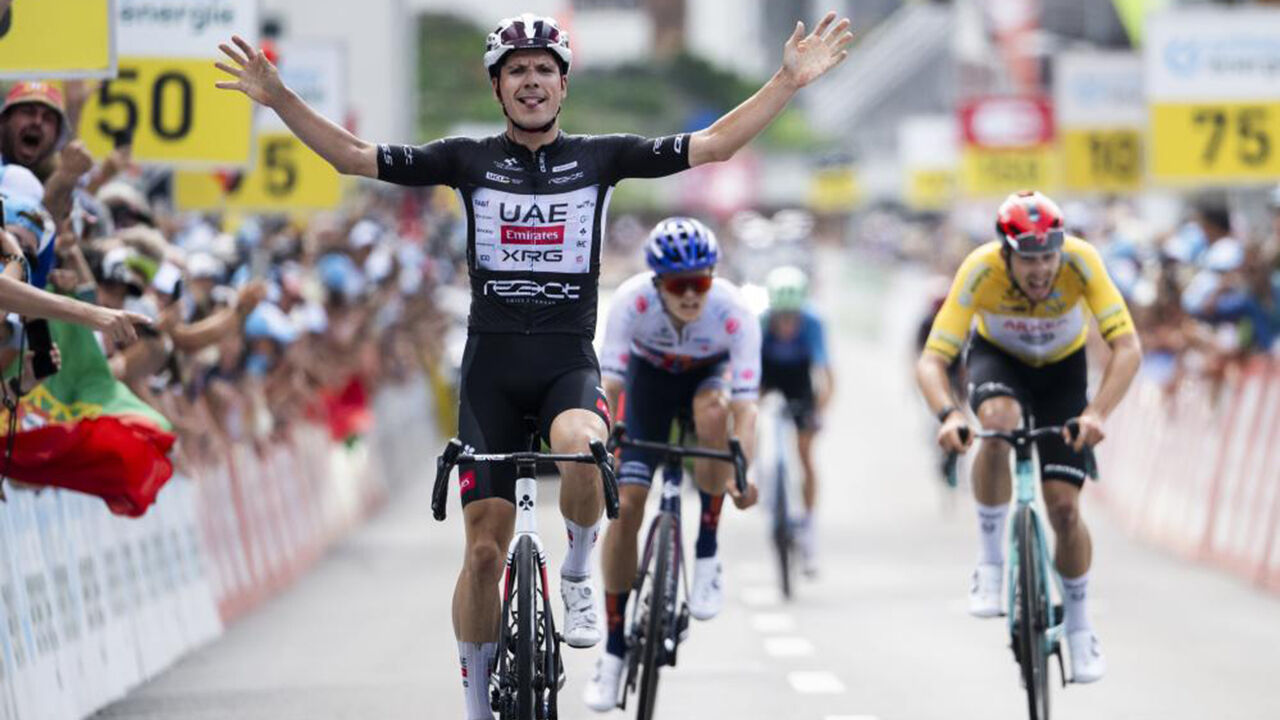 João Almeida vence etapa na Volta à Suíça e sobe ao segundo lugar da geral