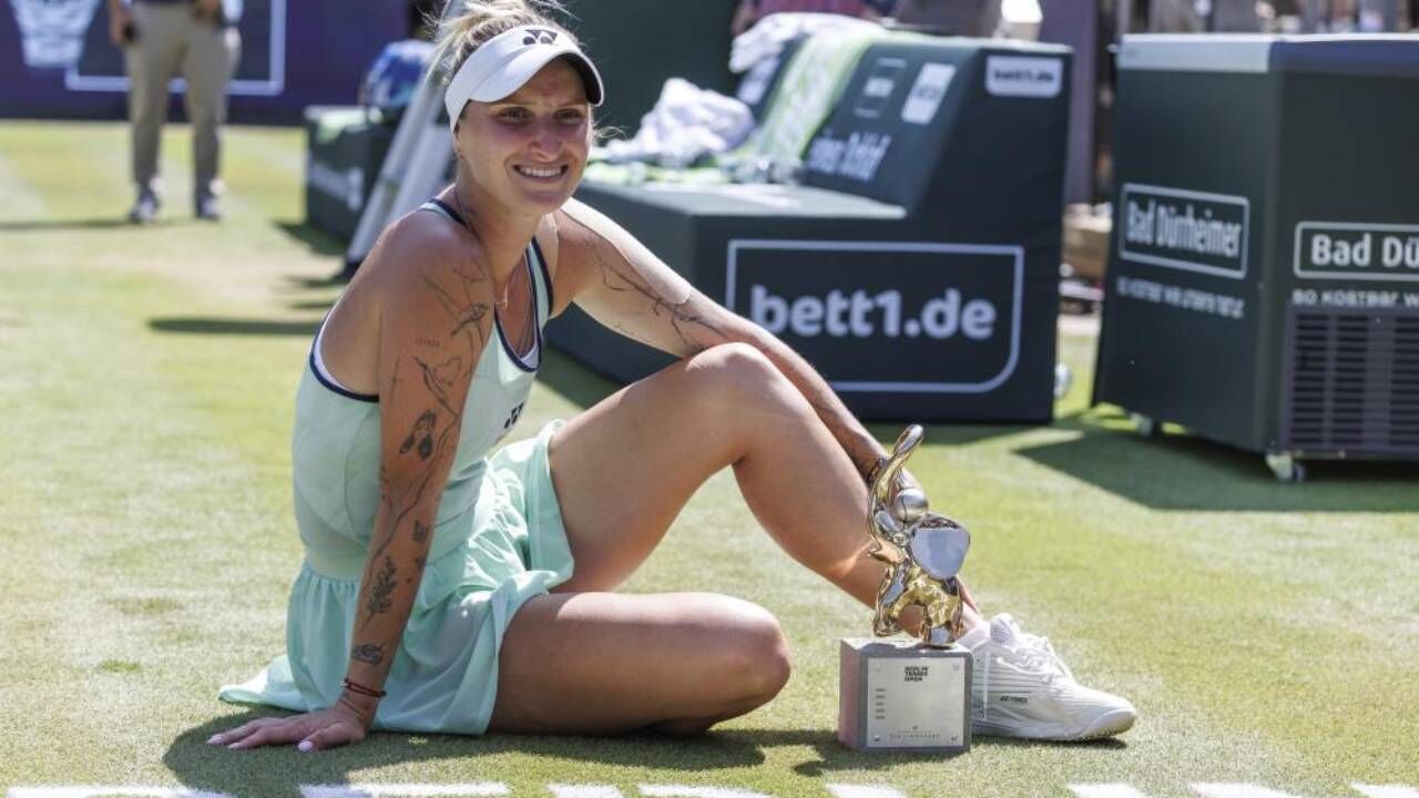 Marketa Vondrousova vence WTA 500 de Berlim contra Wang Xinyu